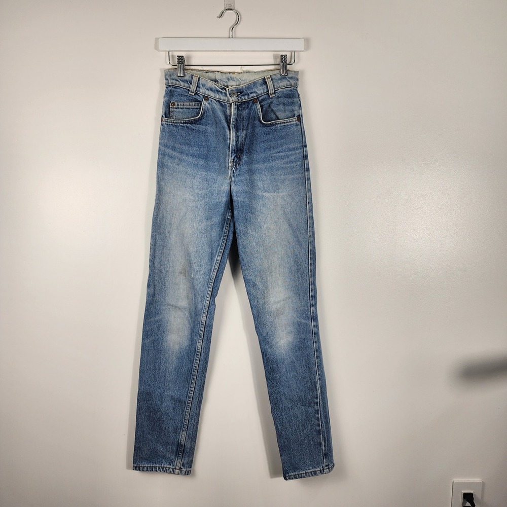 Levi's 501 Student Fit Women 28 (Fits 26x30) Vintage 80s Made in USA Orange tab